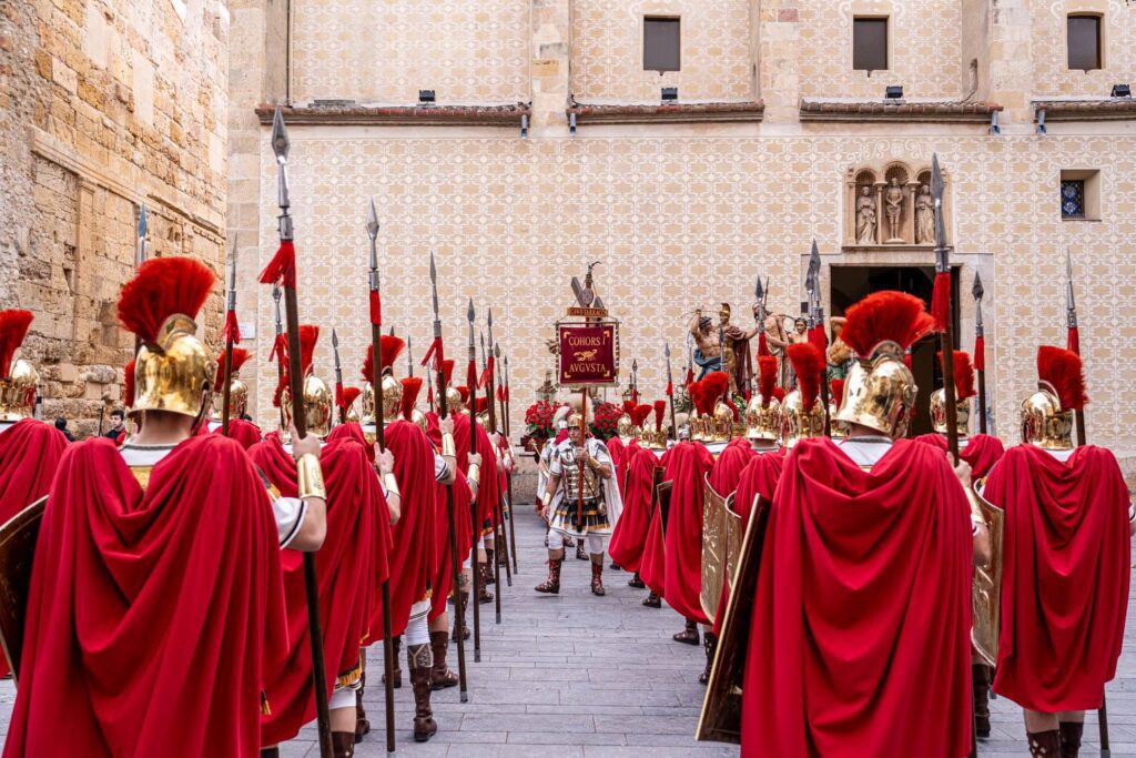 Espectáculo en el Anfiteatro Romano de Tarragona lleno de público
